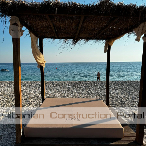 Ndertim Gazebo dhe shezllon per plazhe Ndertim Gazebo dhe shezllon per plazhe